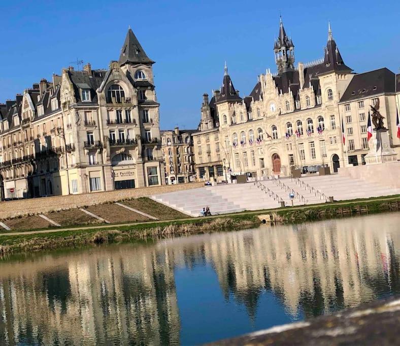 La Suite 7 Gite Urbain Charleville-Mézières Εξωτερικό φωτογραφία