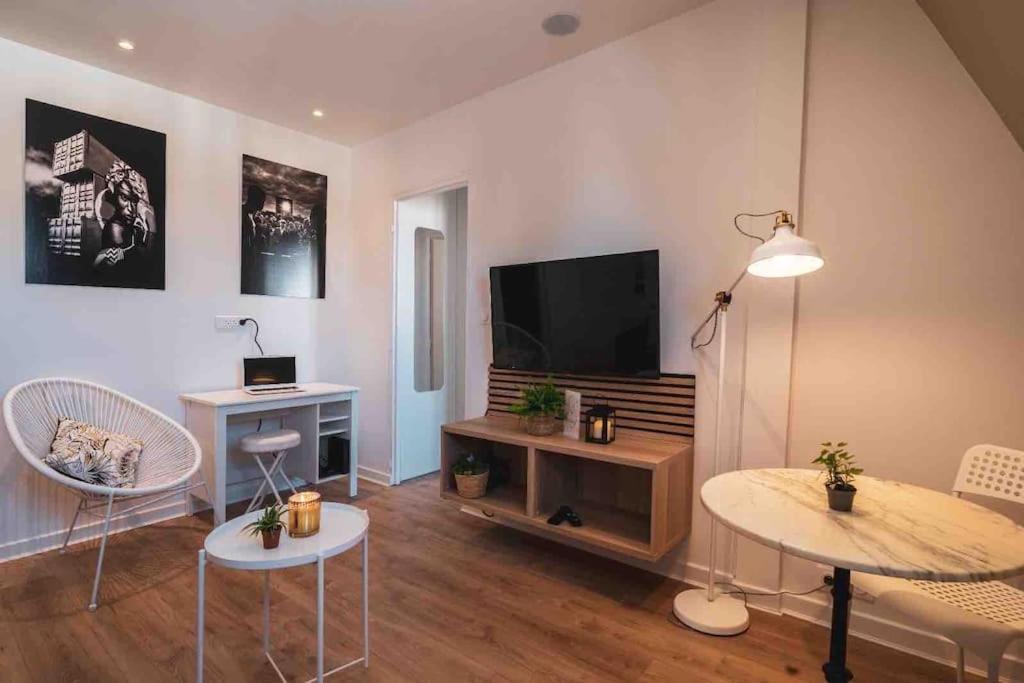 La Suite 7 Gite Urbain Charleville-Mézières Εξωτερικό φωτογραφία